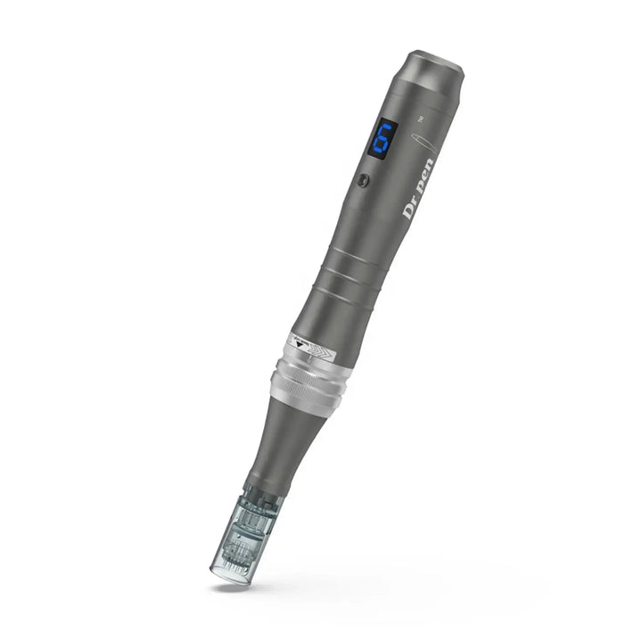 Dr. Pen M8 dermapen profesional para microneedling facial, con diseño ergonómico, pantalla digital y control de velocidad.